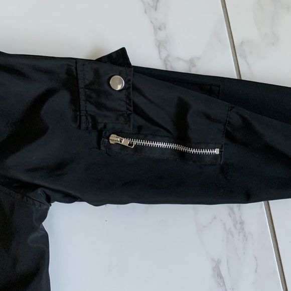 Fall/spring bomber jacket - size Small - Picture 4 of 6